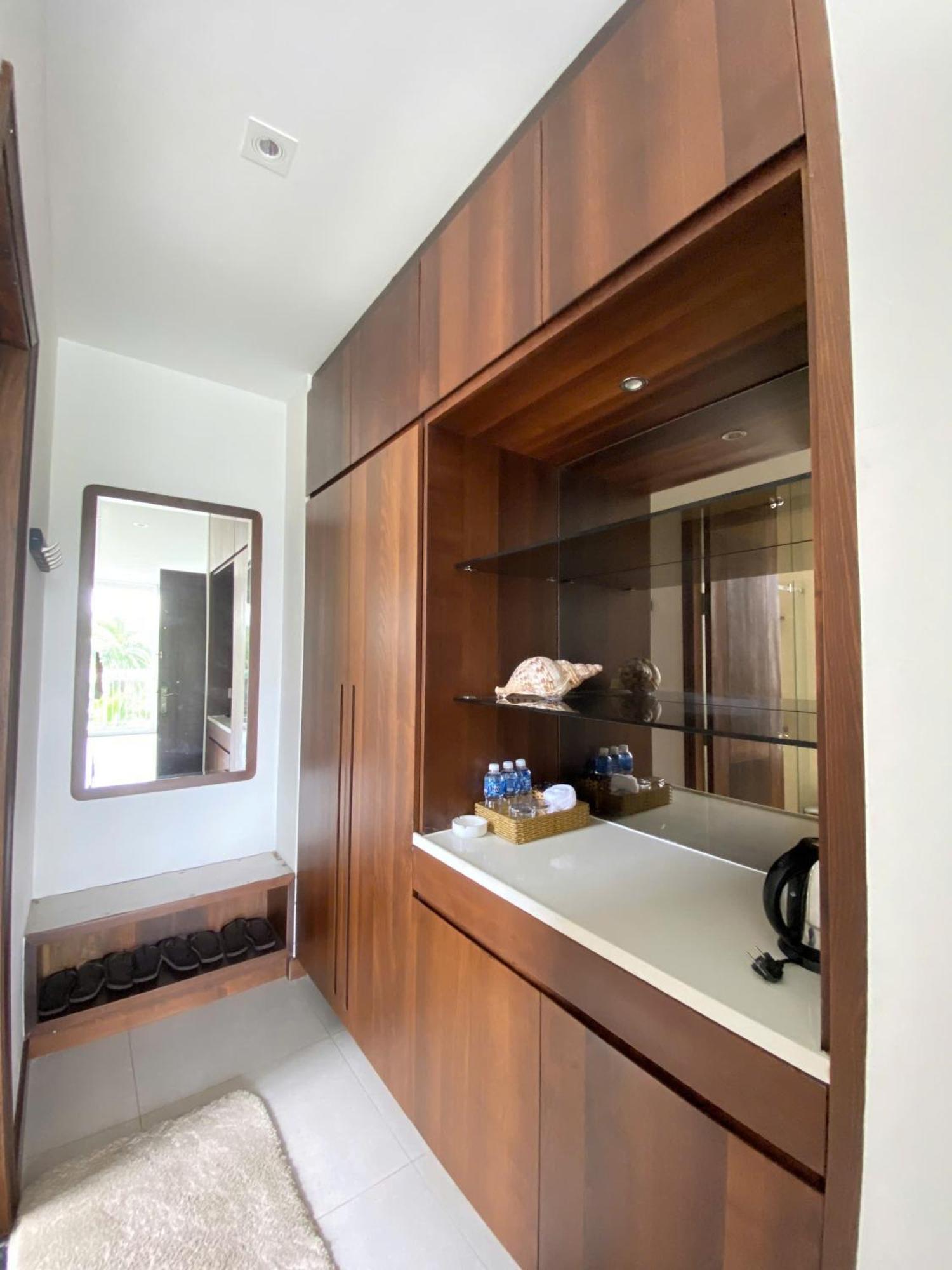 Qli Hotel Муи Не Екстериор снимка